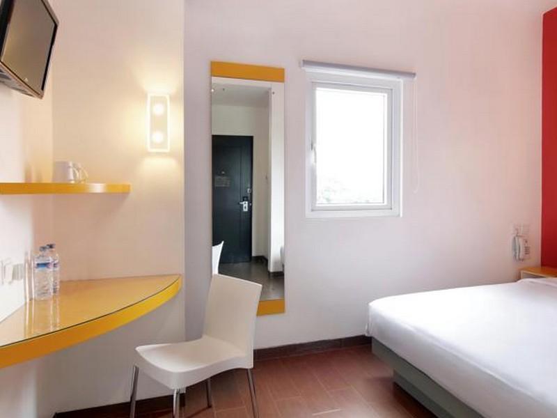 Amaris Hotel Pemuda Σεμαράνγκ Εξωτερικό φωτογραφία