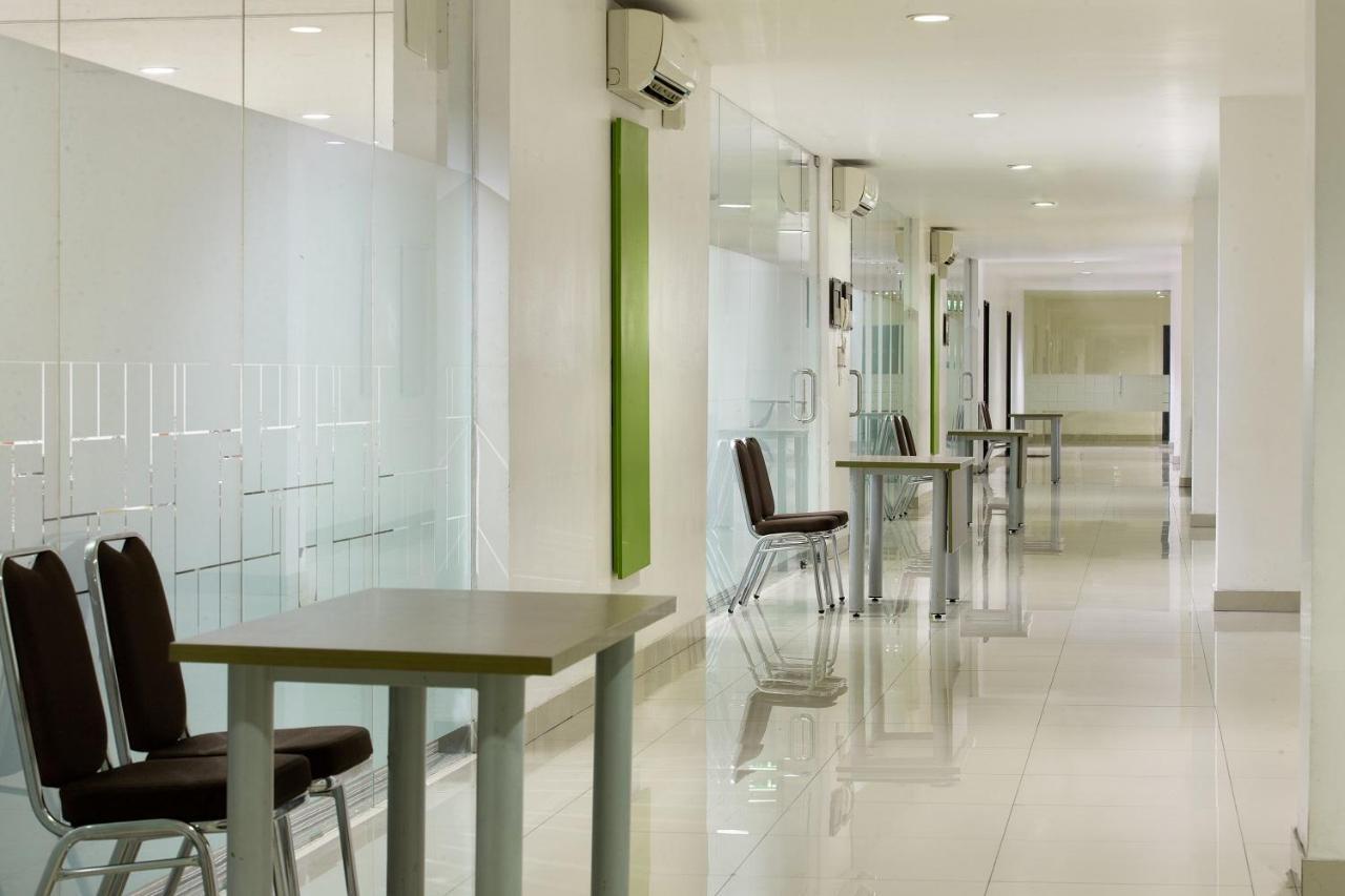 Amaris Hotel Pemuda Σεμαράνγκ Εξωτερικό φωτογραφία