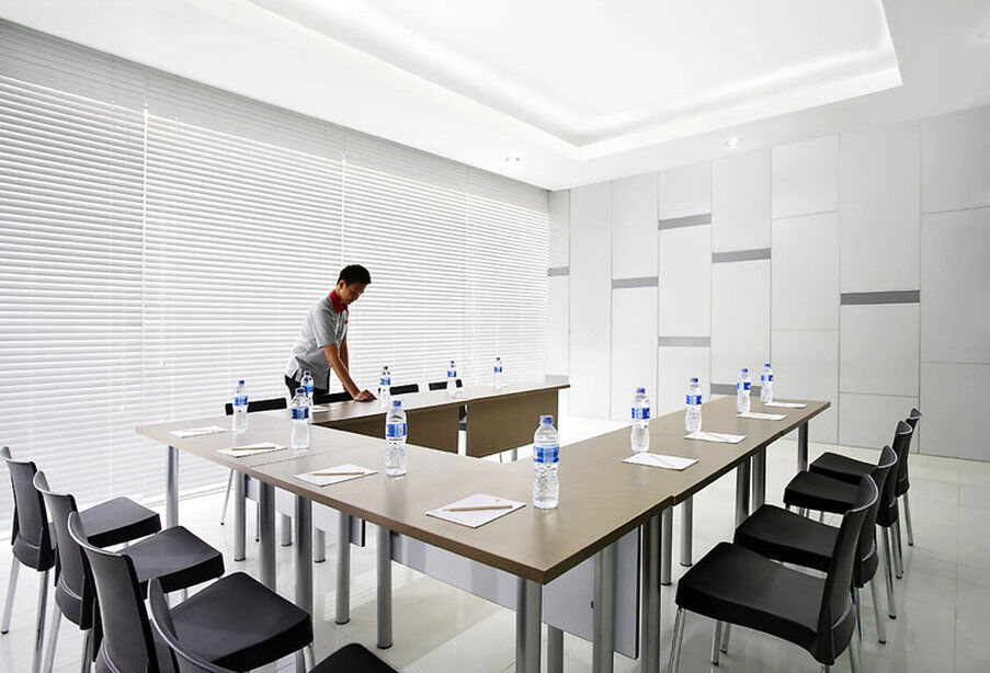 Amaris Hotel Pemuda Σεμαράνγκ Εξωτερικό φωτογραφία